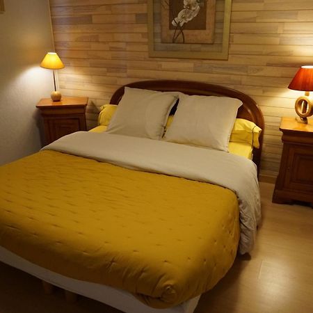 Chambres D'Hotes Kerioret Izella Kerlaz Экстерьер фото