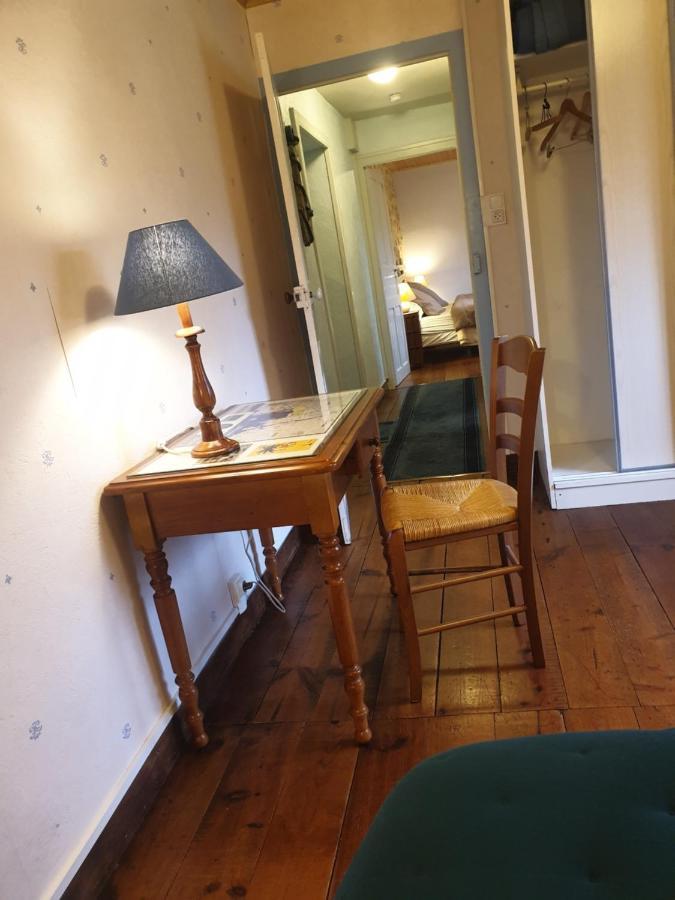 Chambres D'Hotes Kerioret Izella Kerlaz Экстерьер фото