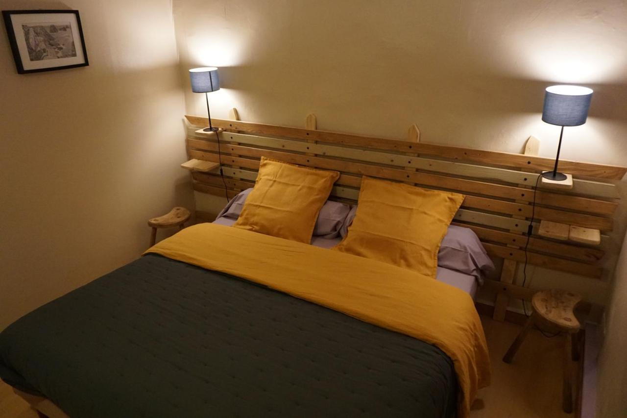 Chambres D'Hotes Kerioret Izella Kerlaz Экстерьер фото