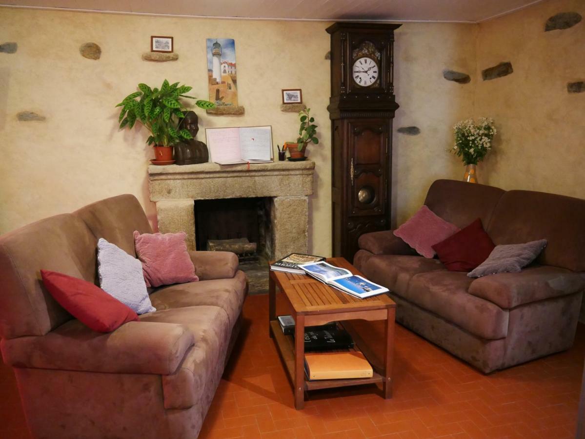 Chambres D'Hotes Kerioret Izella Kerlaz Экстерьер фото