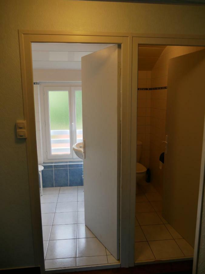 Chambres D'Hotes Kerioret Izella Kerlaz Экстерьер фото